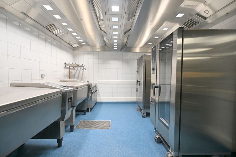 Nog een centrale keuken uitgerust door Halton